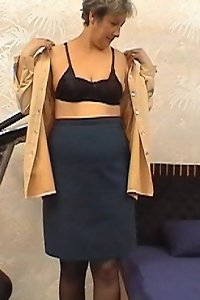 miley cyrus free porno com a mom in college